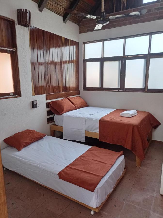 Bungalows Y Cabanas, Las Barracas De La Barra Malucano Luaran gambar