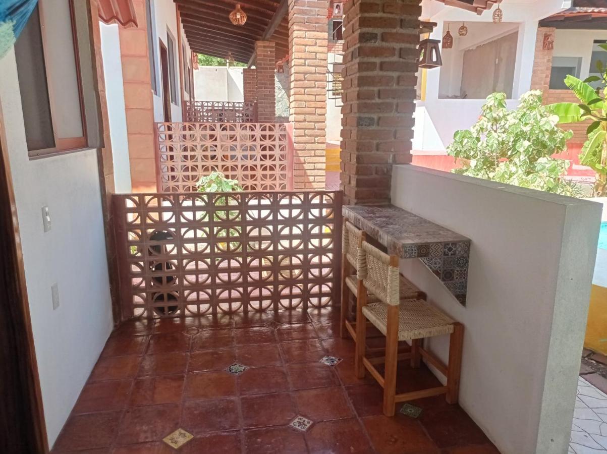 Bungalows Y Cabanas, Las Barracas De La Barra Malucano Luaran gambar